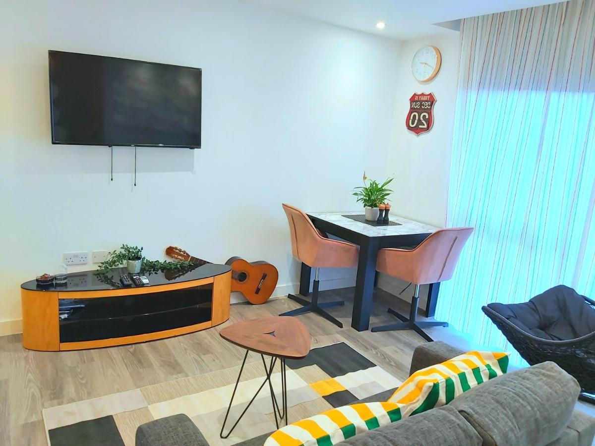 Great Studio Apartments - Netflix, Wifi, Digital Tv شيفيلد المظهر الخارجي الصورة