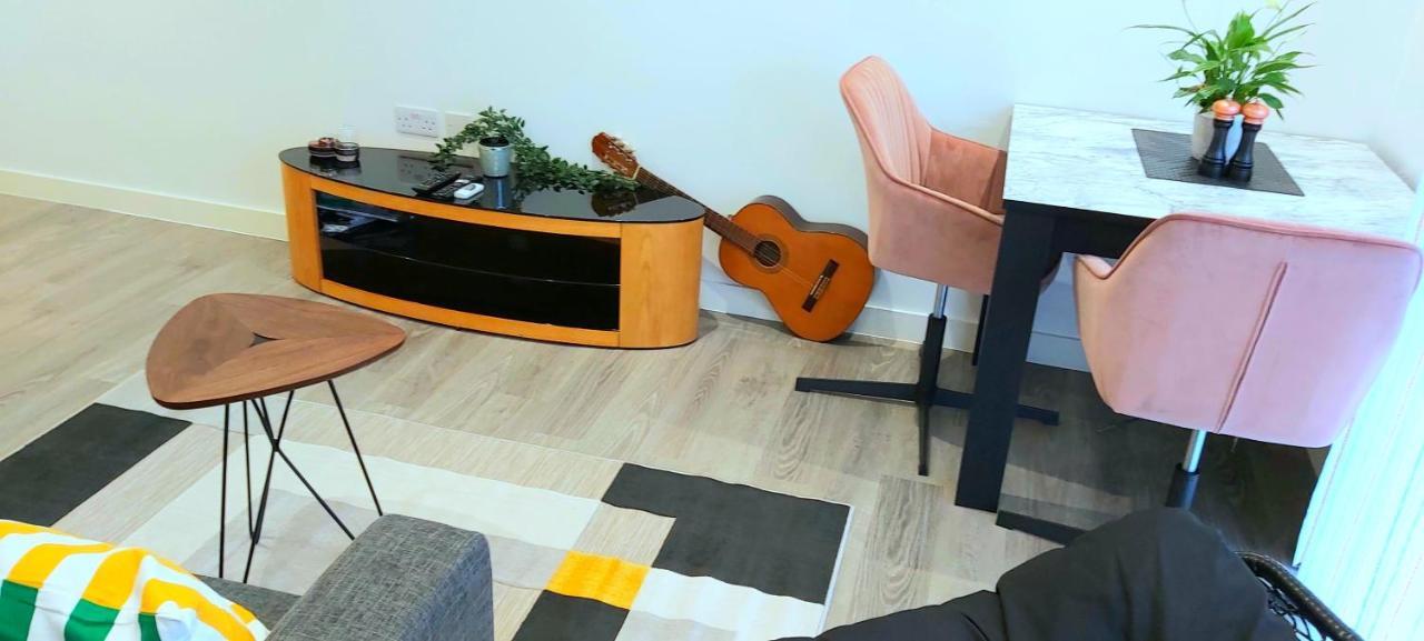 Great Studio Apartments - Netflix, Wifi, Digital Tv شيفيلد المظهر الخارجي الصورة