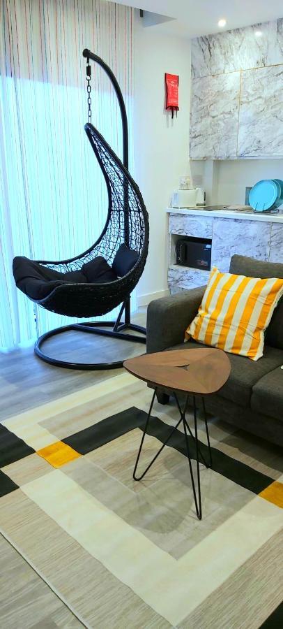 Great Studio Apartments - Netflix, Wifi, Digital Tv شيفيلد المظهر الخارجي الصورة